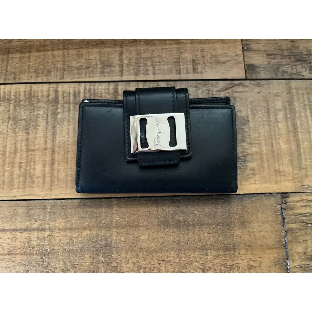 FERRAGAMO Key Case Black leather Silver Hardware Unisex - Picture 1 of 9